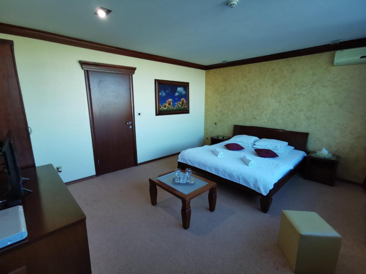 Panorama Apartman Novi Sad Luaran gambar